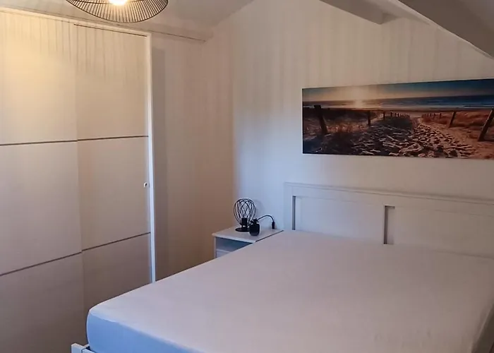 Maison Renovee A Marseillan (Herault)