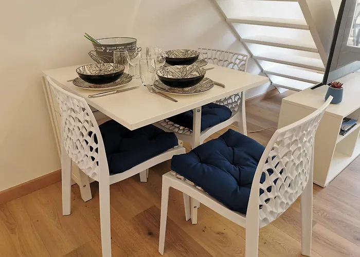 Maison Renovee A Marseillan (Herault)